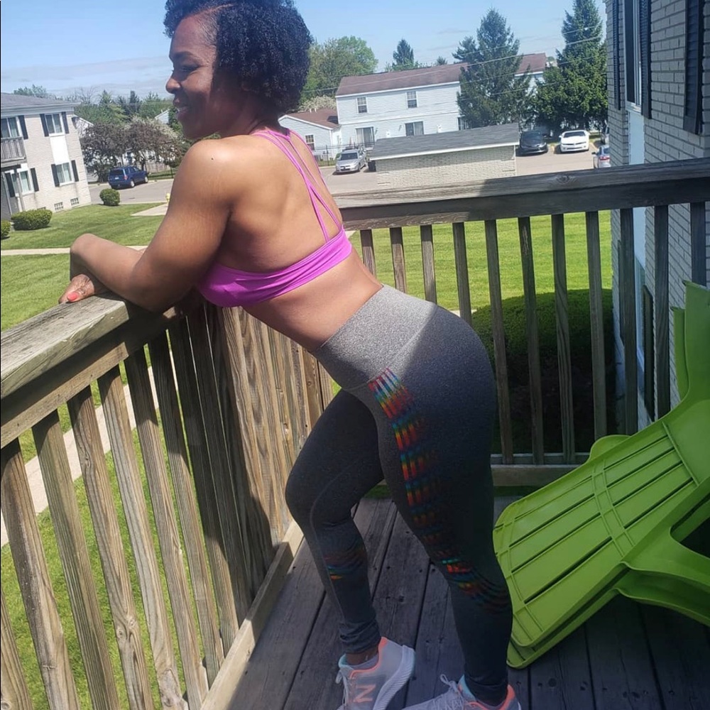 LEGGINGS